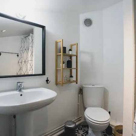 Bright And Modern Flat In Carmes District アパート トゥールーズ